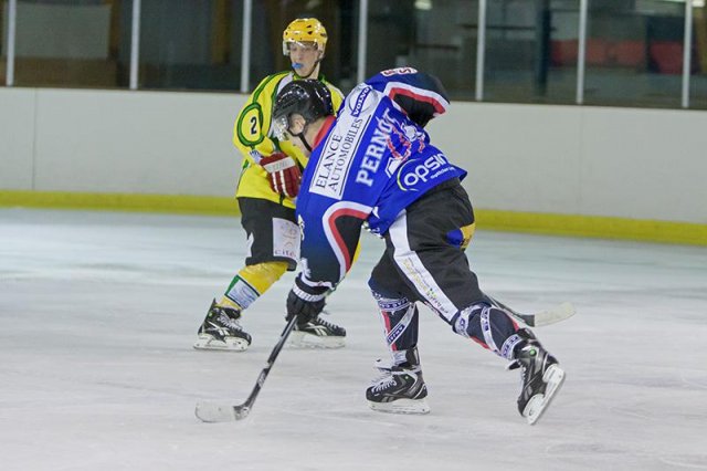 Photo hockey match Viry-Châtillon - Compiègne le 28/09/2013