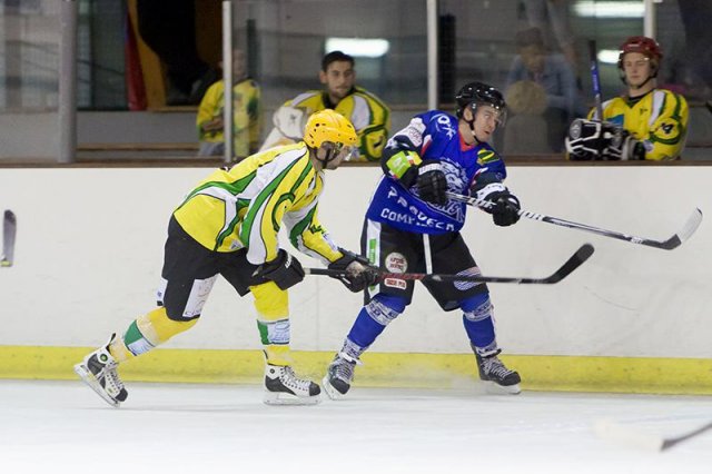 Photo hockey match Viry-Châtillon - Compiègne le 28/09/2013
