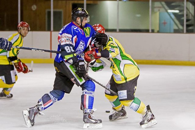 Photo hockey match Viry-Châtillon - Compiègne le 28/09/2013