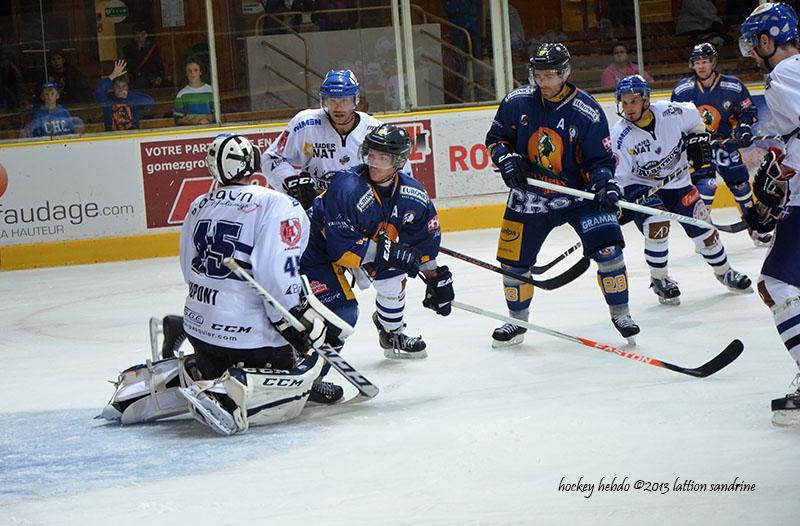 Chamonix  1 - 4 Brest 