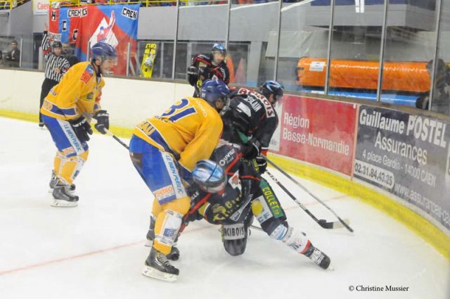 Photo hockey match Caen  - Dijon  le 28/09/2013