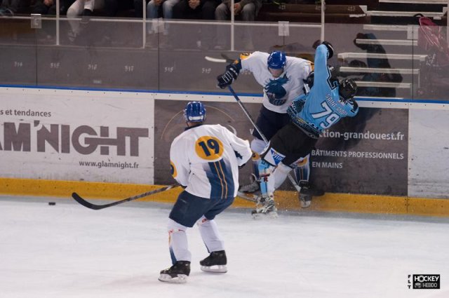 Photo hockey match Tours  - Champigny-sur-Marne le 28/09/2013