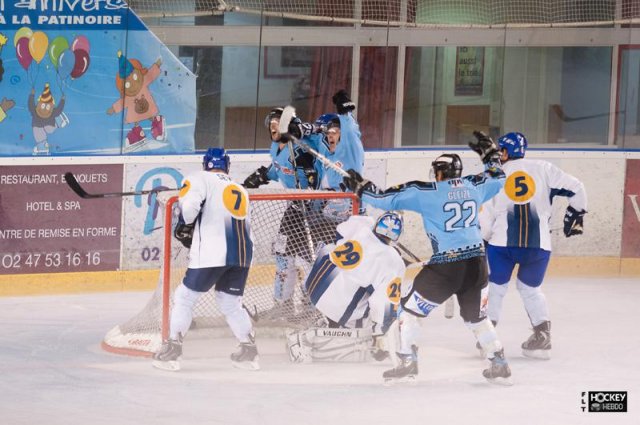 Photo hockey match Tours  - Champigny-sur-Marne le 28/09/2013