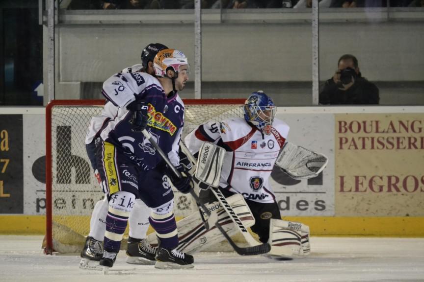 Epinal  3 - 4 Angers 