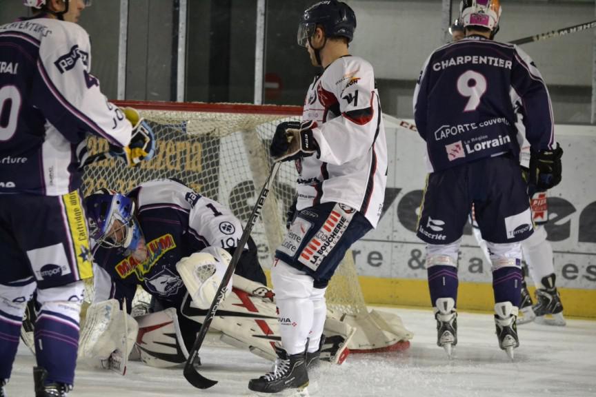 Epinal  3 - 4 Angers 