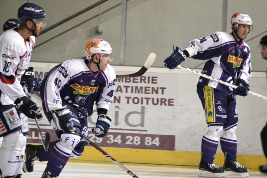 Epinal  3 - 4 Angers 