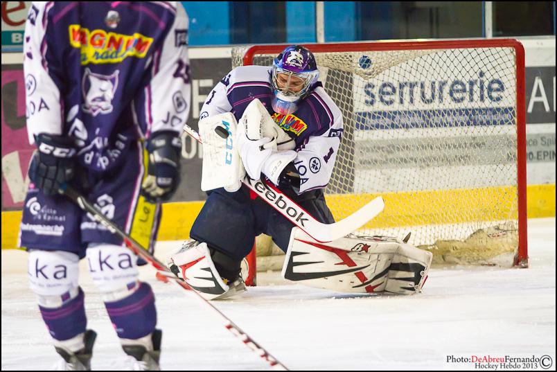 Epinal  3 - 4 Angers 