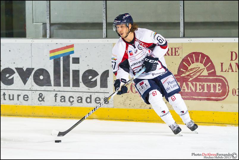 Epinal  3 - 4 Angers 