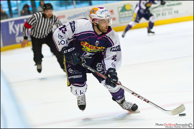 Epinal  3 - 4 Angers 