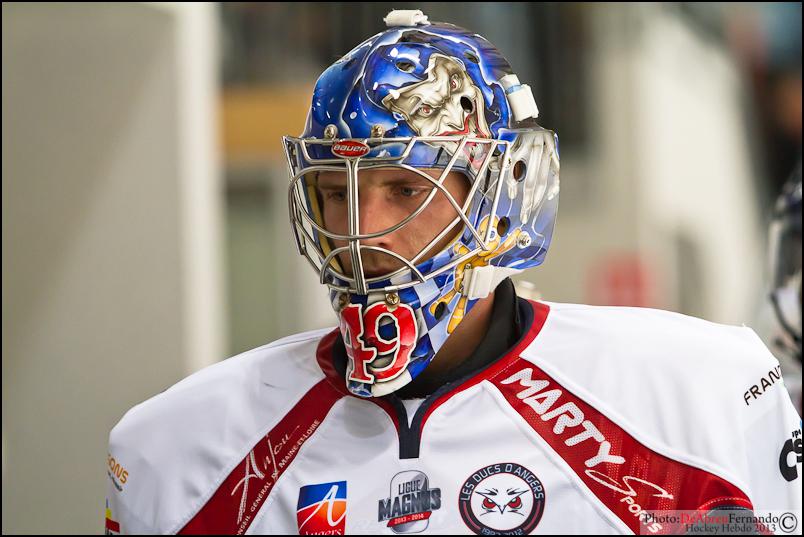 Epinal  3 - 4 Angers 
