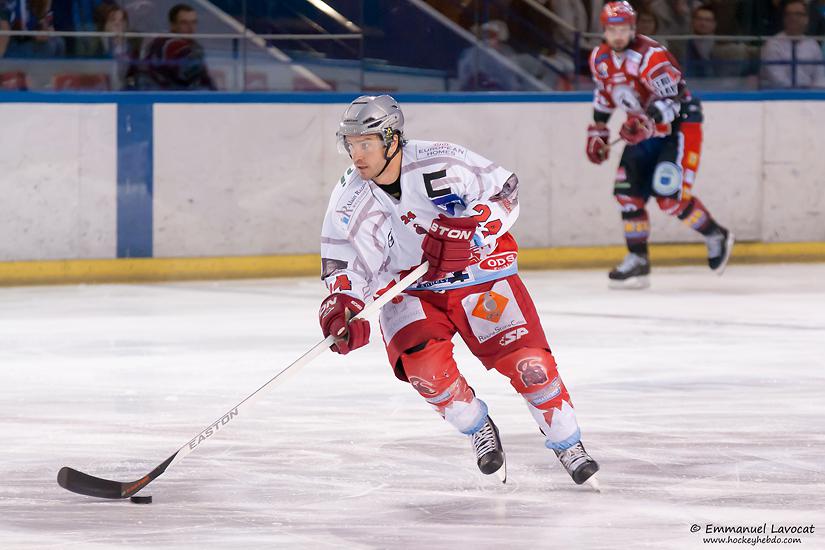 Lyon 11 - 2 Annecy