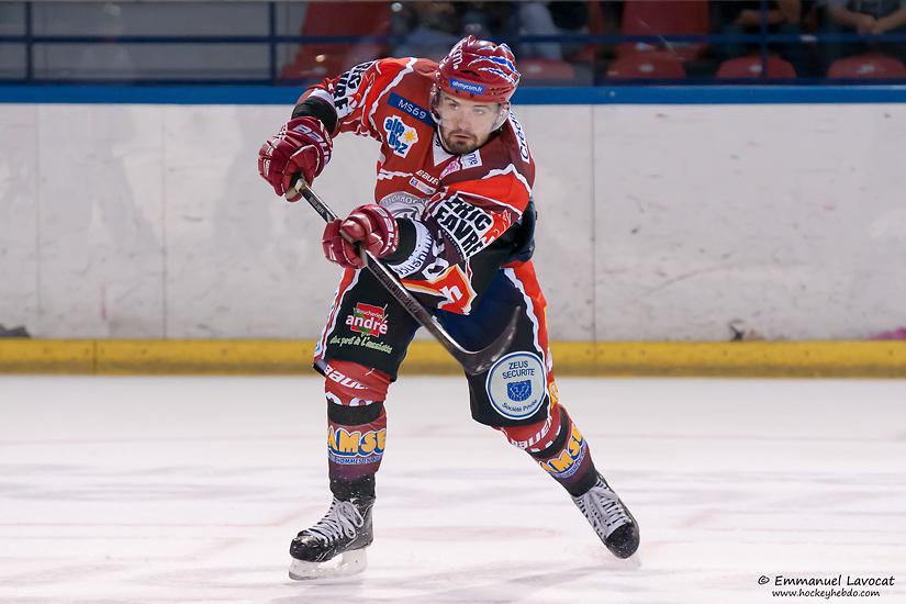 Lyon 11 - 2 Annecy