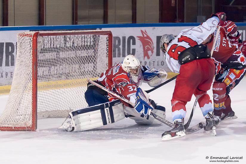 Lyon 11 - 2 Annecy