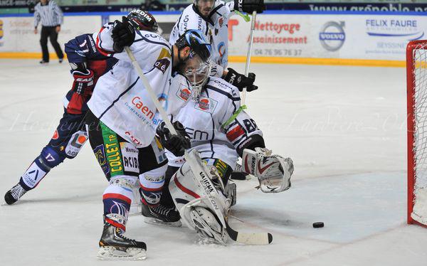 Grenoble  4 - 2 Caen 