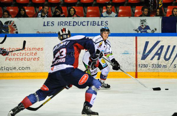 Grenoble  4 - 2 Caen 