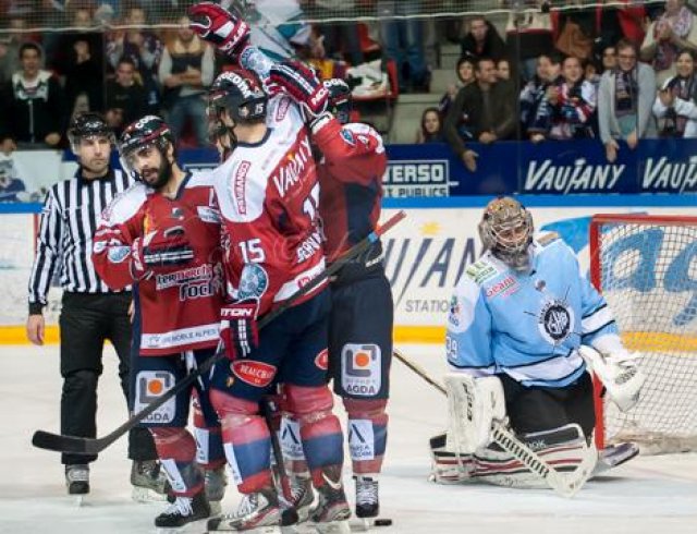 Photo hockey match Grenoble  - Briançon  le 08/10/2013