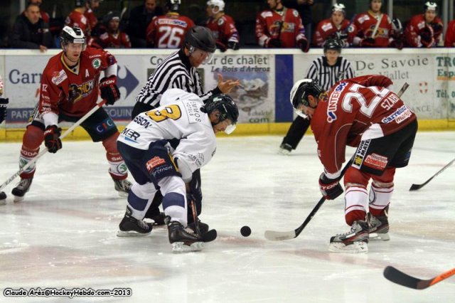 Photo hockey match Morzine-Avoriaz - Chamonix  le 12/10/2013