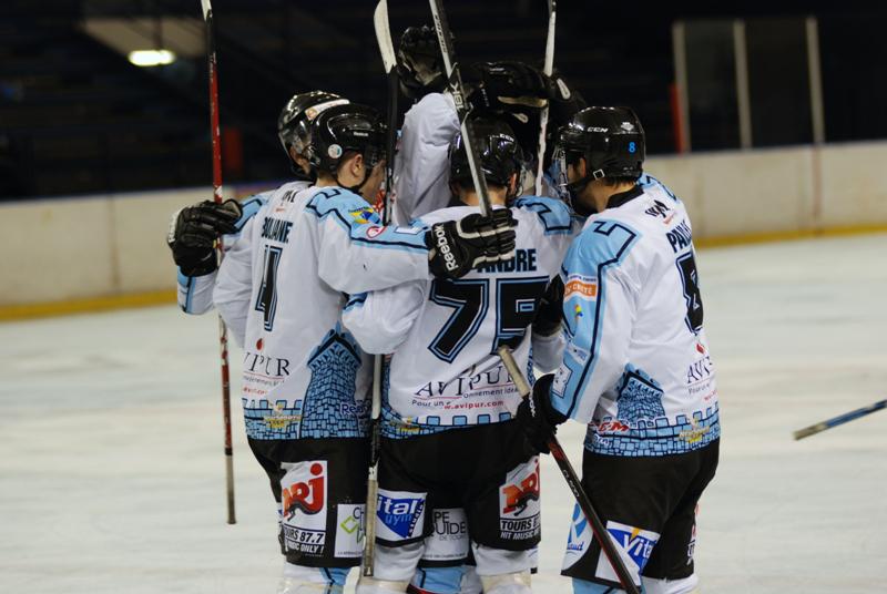 Asnières 3 - 4 Tours 