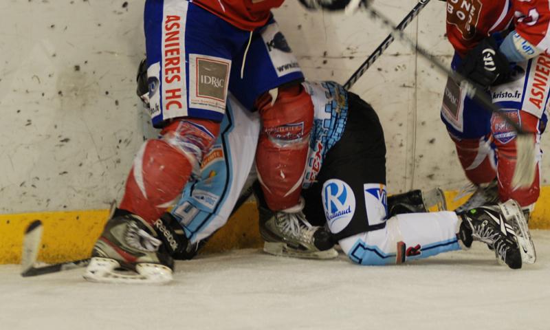 Asnières 3 - 4 Tours 