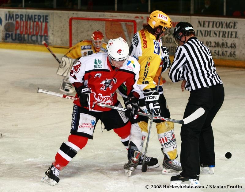 Briançon  8 - 1 Strasbourg 