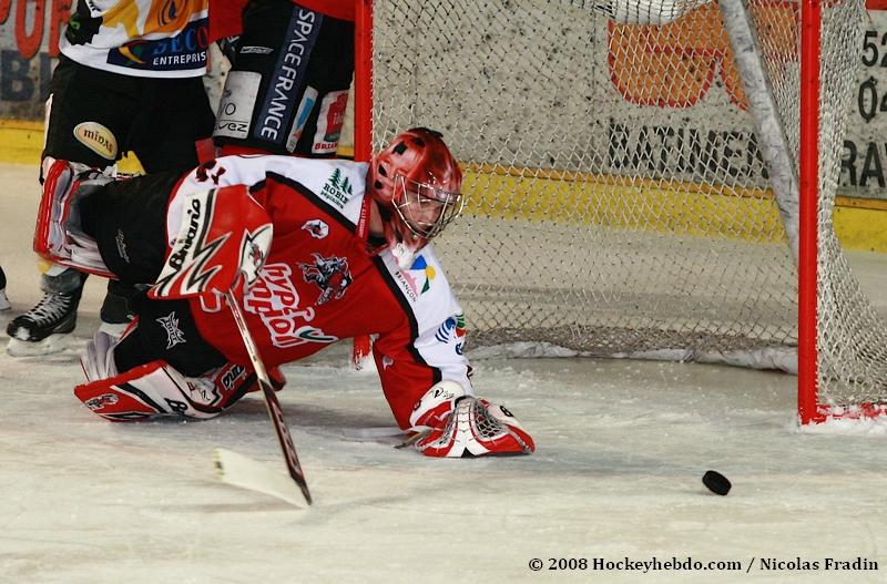 Briançon  8 - 1 Strasbourg 