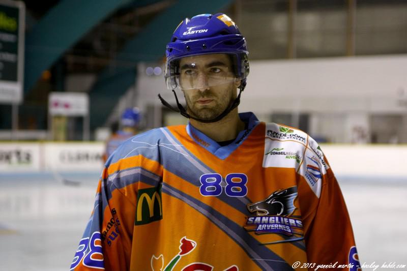 Clermont-Ferrand 3 - 2 Roanne