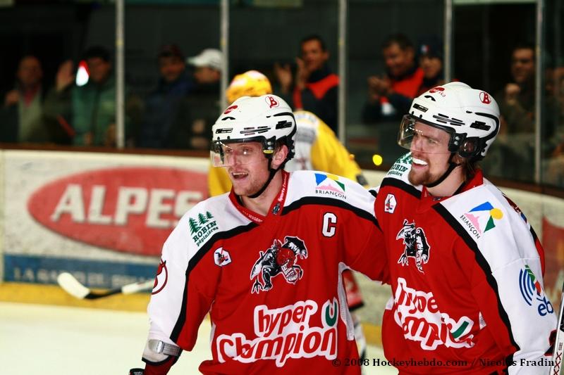 Briançon  8 - 1 Strasbourg 