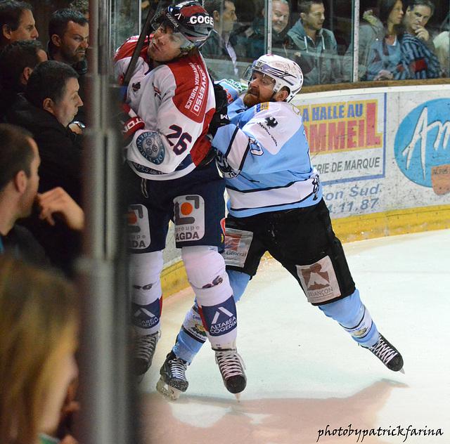 Briançon  3 - 7 Grenoble 