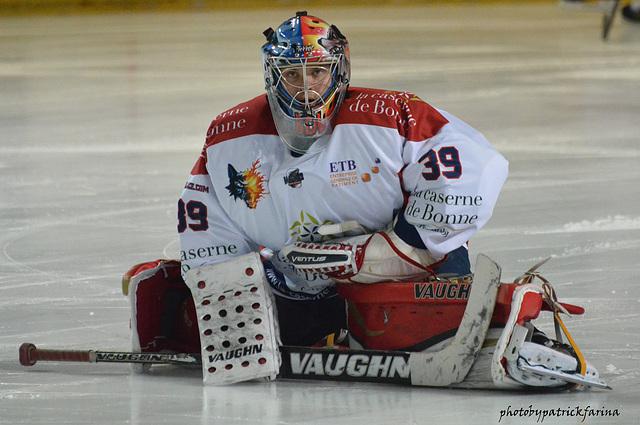 Briançon  3 - 7 Grenoble 