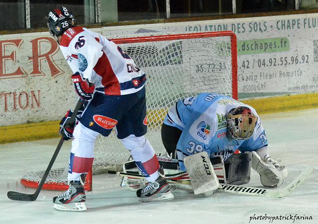Briançon  3 - 7 Grenoble 