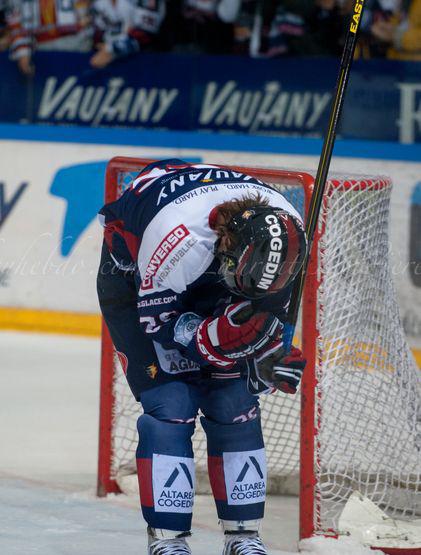 Grenoble  4 - 2 Strasbourg 