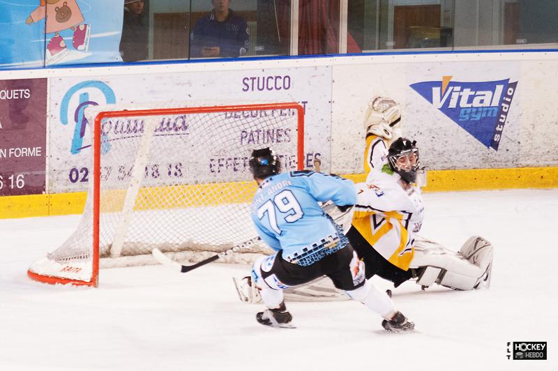 Tours  10 - 0 Strasbourg II