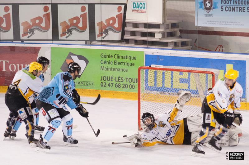 Tours  10 - 0 Strasbourg II