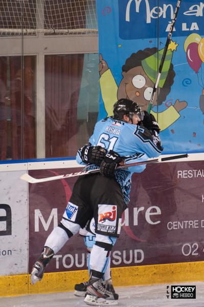 Tours  10 - 0 Strasbourg II