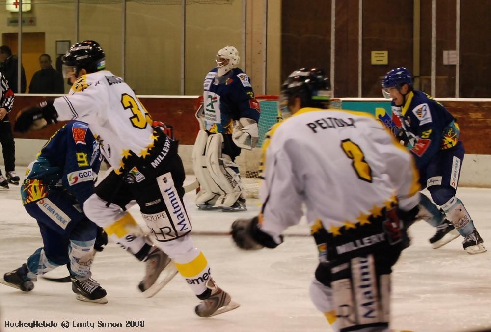 Dijon  2 - 4 Rouen