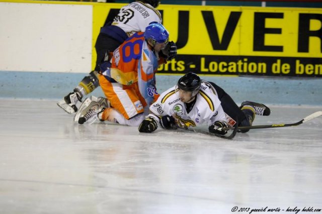 Photo hockey match Clermont-Ferrand II - Chambéry II le 19/10/2013