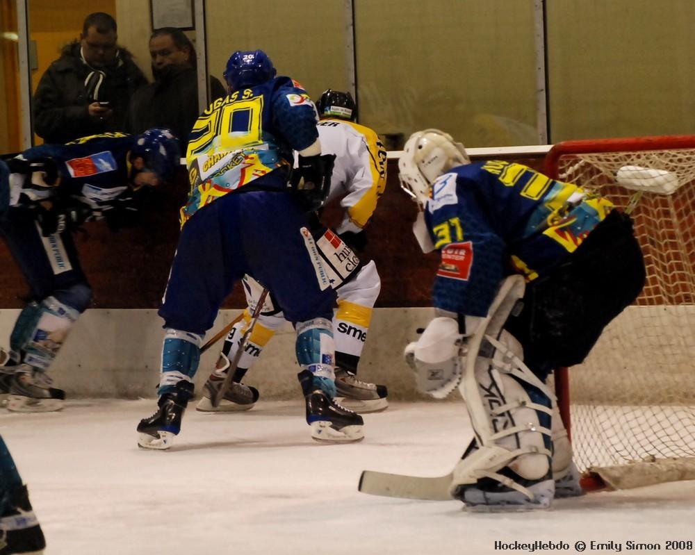 Dijon  2 - 4 Rouen