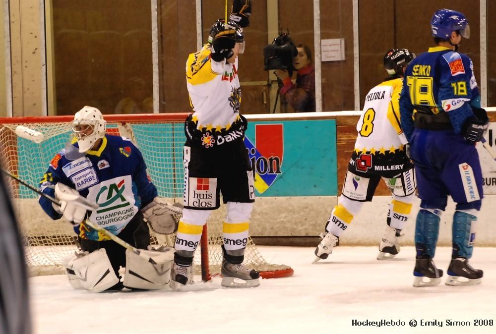 Dijon  2 - 4 Rouen