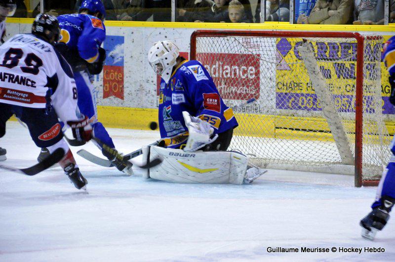 Dijon  2 - 1 Grenoble 