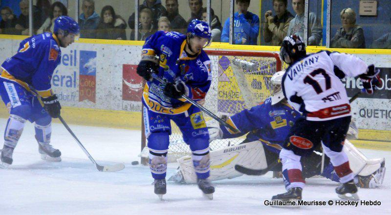 Dijon  2 - 1 Grenoble 
