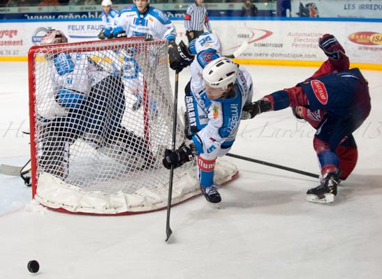 Grenoble  3 - 6 Gap 