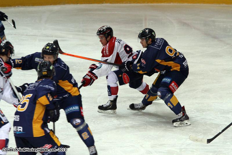 Chamonix  3 - 3 Grenoble 