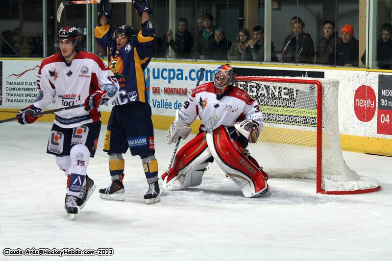 Chamonix  3 - 3 Grenoble 