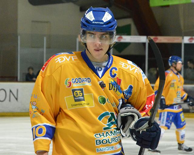 Briançon  4 - 3 Dijon 