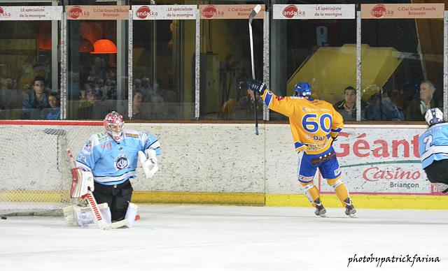 Briançon  4 - 3 Dijon 