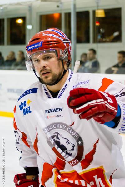 Anglet 3 - 5 Lyon
