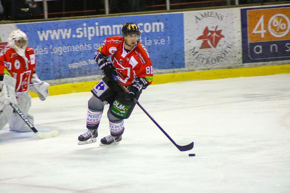 Amiens  4 - 1 Strasbourg 