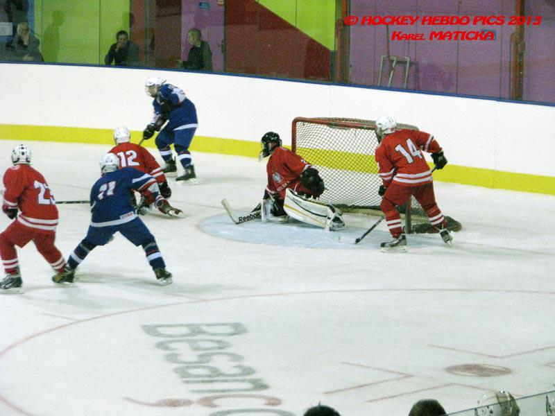 France 4 - 5 Poland