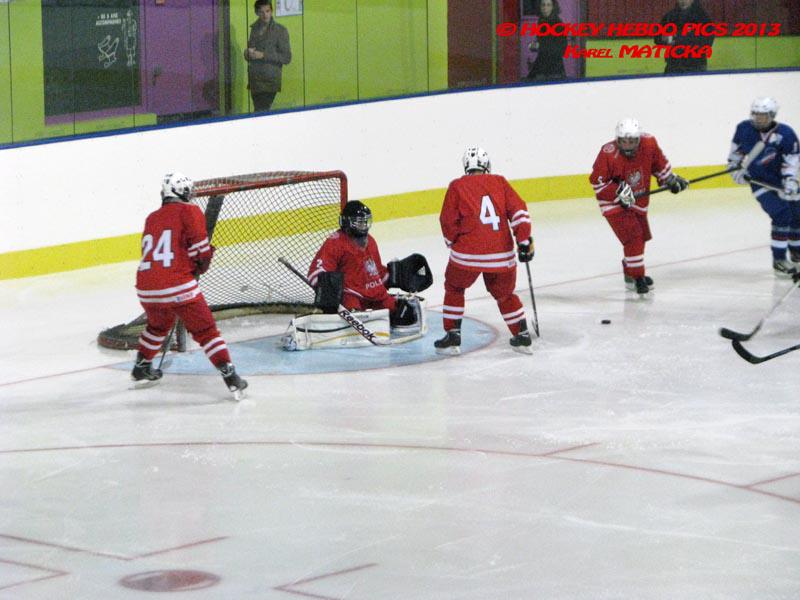 France 4 - 5 Poland