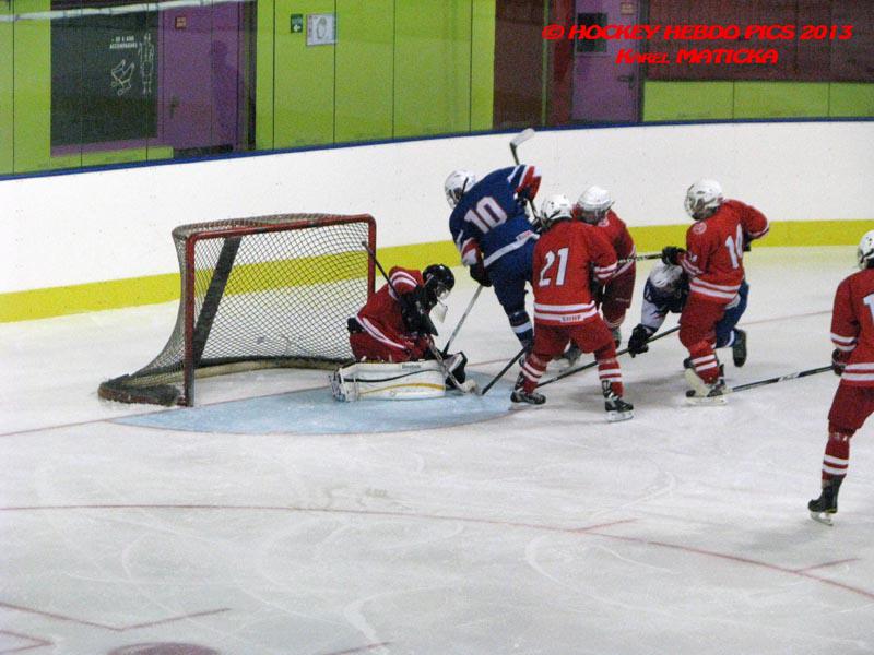France 4 - 5 Poland